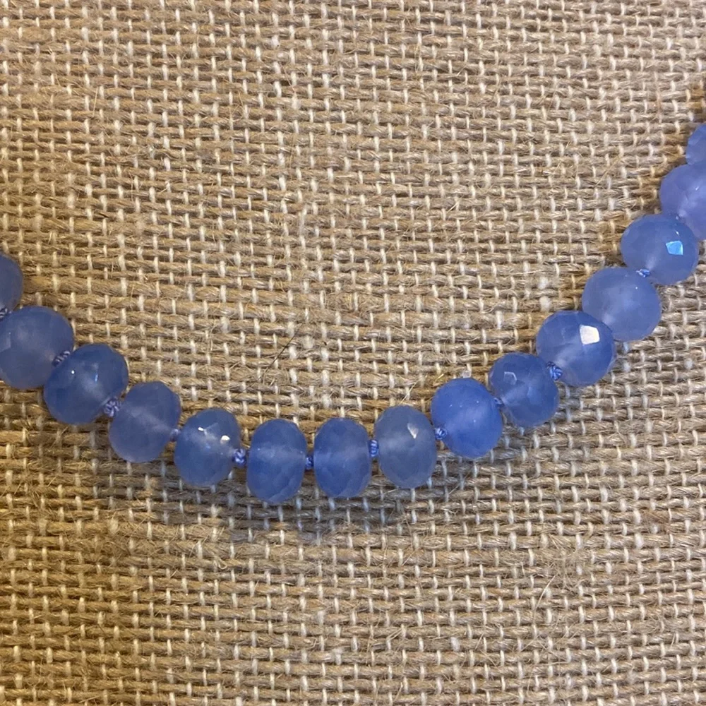 Silk Knotted Chalcedony Necklace Sterling Silver Clamshell Charms Beach Ocean - Picture 7 of 11